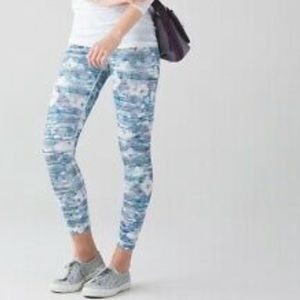 Lululemon High Times Pant Leggings Blurry Belle Multi Size 4